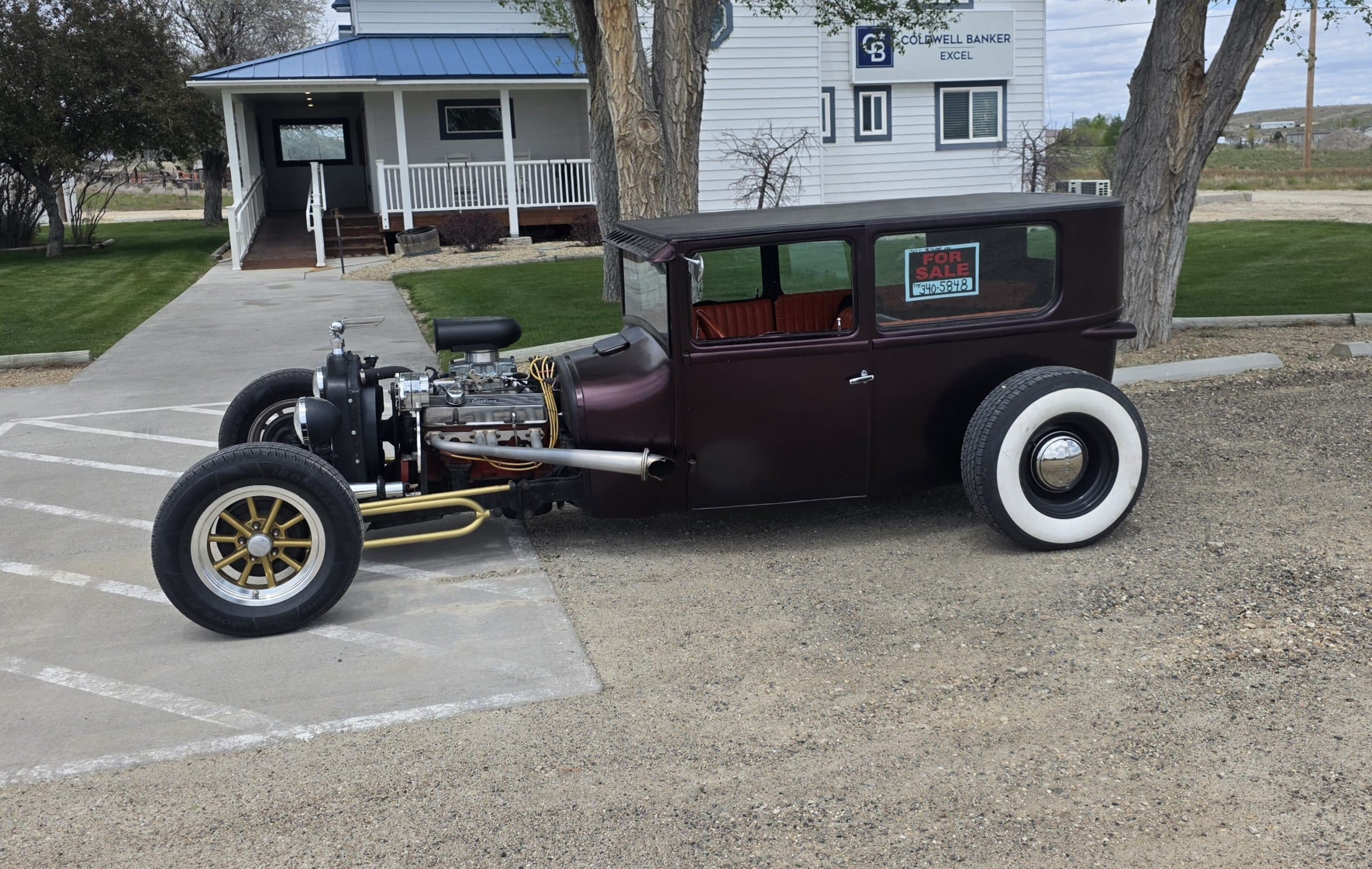 1927 Ford sedan hot rod