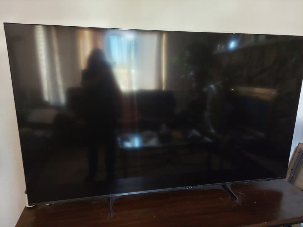75 Inch Samsung TV Crystal Color