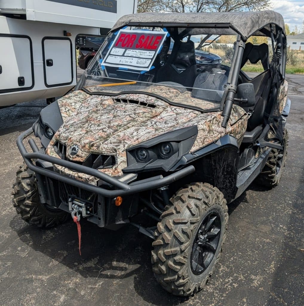 2015 Can Am Commander XT w/ 275 miles