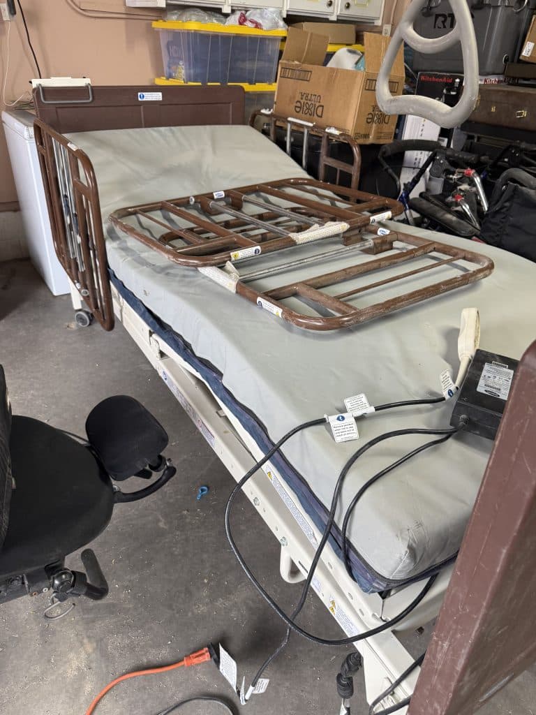 Electric Full size Hospital Bed/Equipment