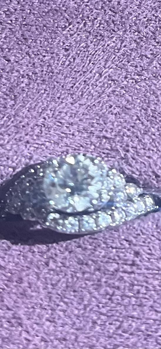 2 carrot diamond ring