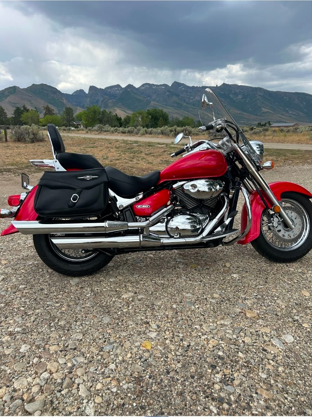 2005 Suzuki Boulevard