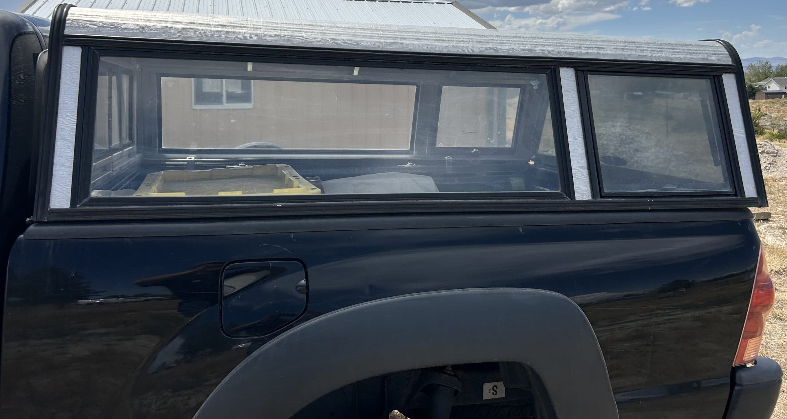 2005-2015 Toyota Tacoma Aluminum Camper Shell 6ft