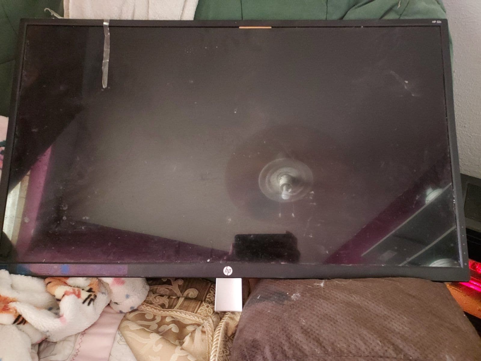 Desktop computer with brain