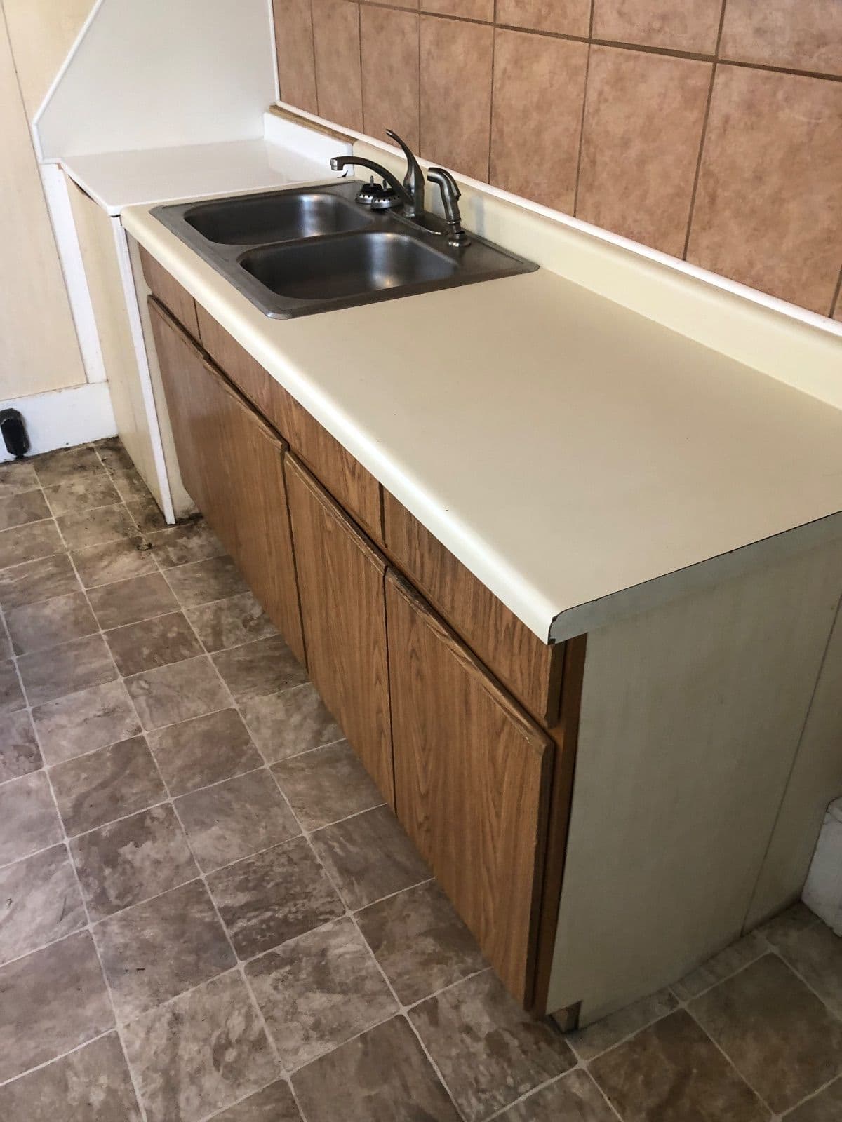 For rent 3 bed, 1 bath home in Lamoille