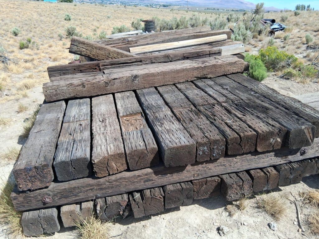 RAILROAD TIES