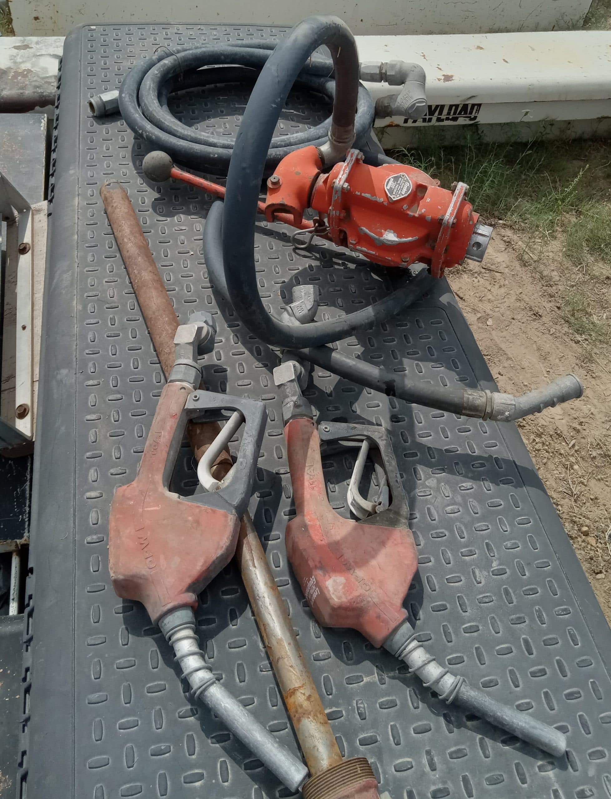 Gas handles & pump for transfer tank & new hos